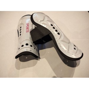 Child's Soccer Shin Pads White 7-10 years Approx | Shin Pads, Knee/Elbow Pads